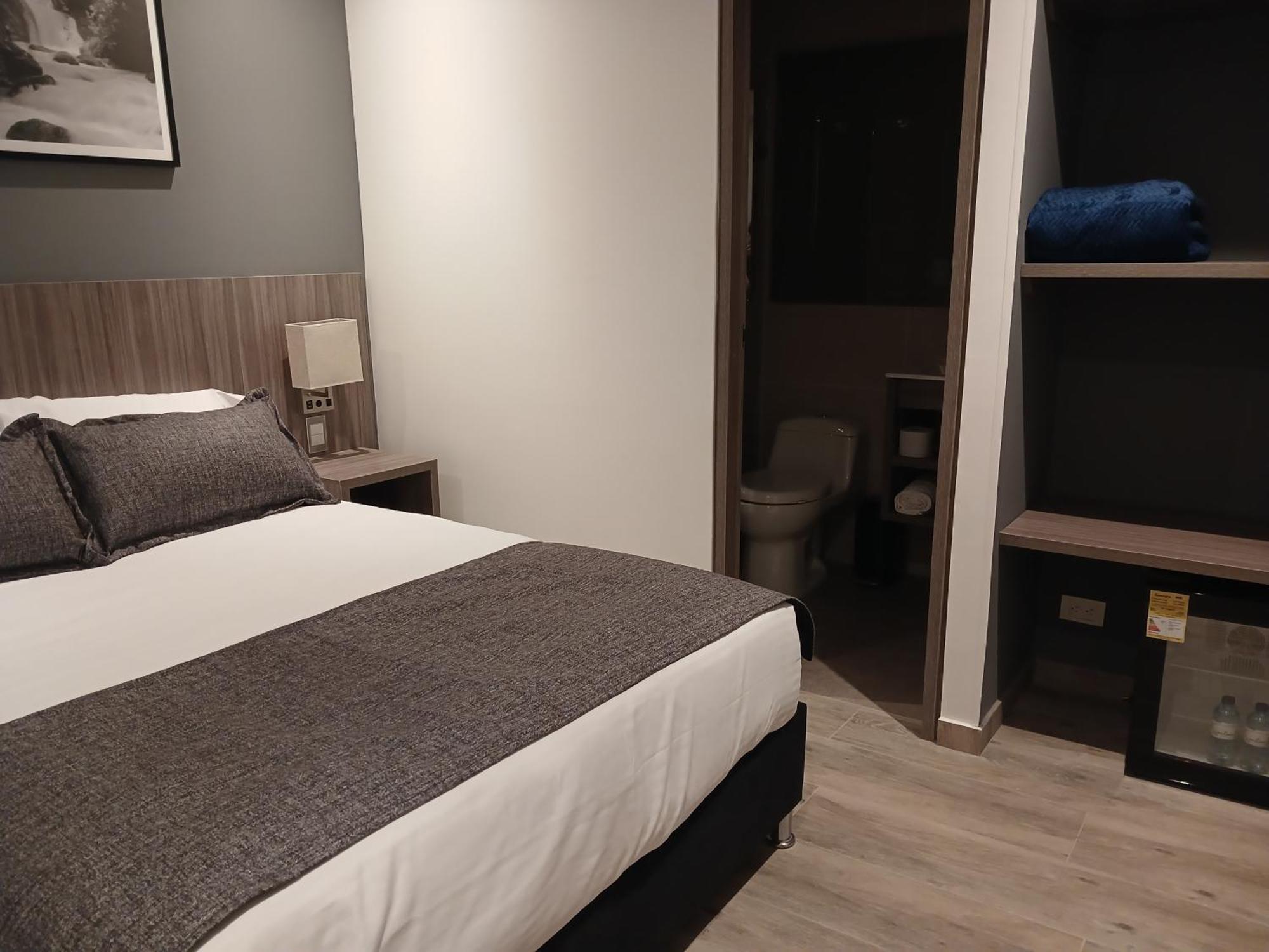 Hotel Santino Jenesano Εξωτερικό φωτογραφία